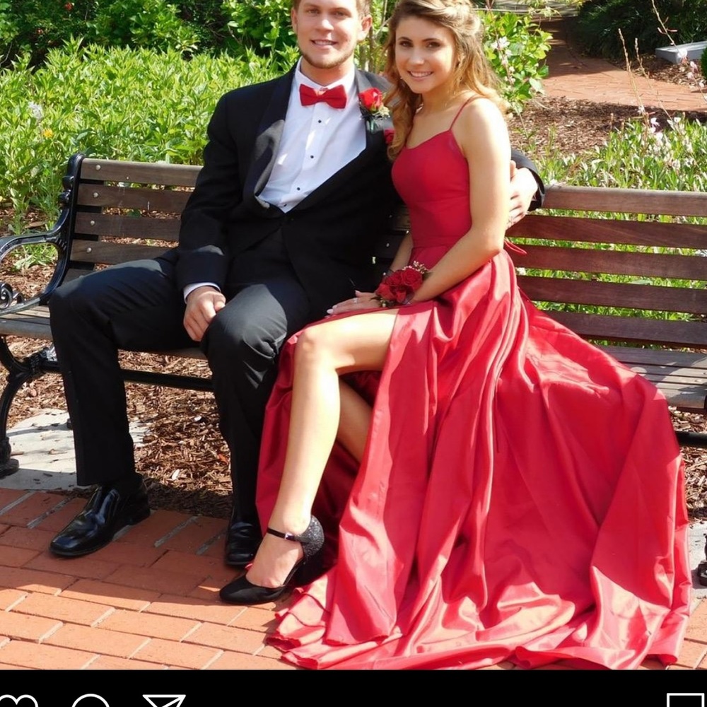 Sherri Hill Prom Dress